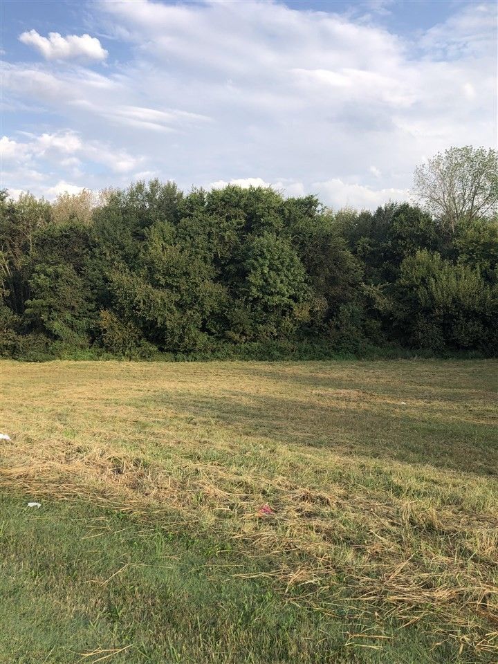8.94 acres in Simpson County, Kentucky