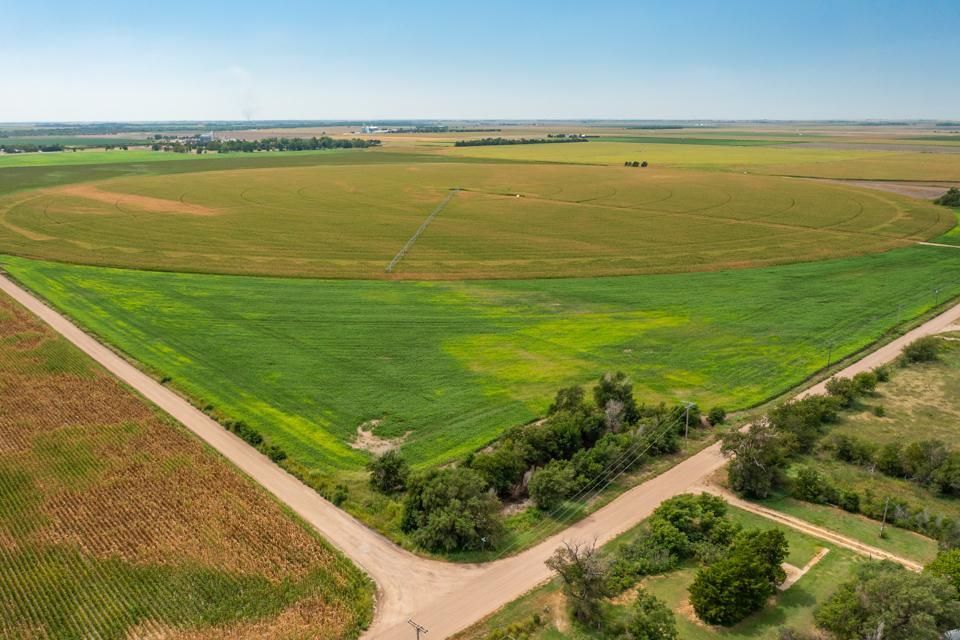 283.8 acres in Barton County, Kansas