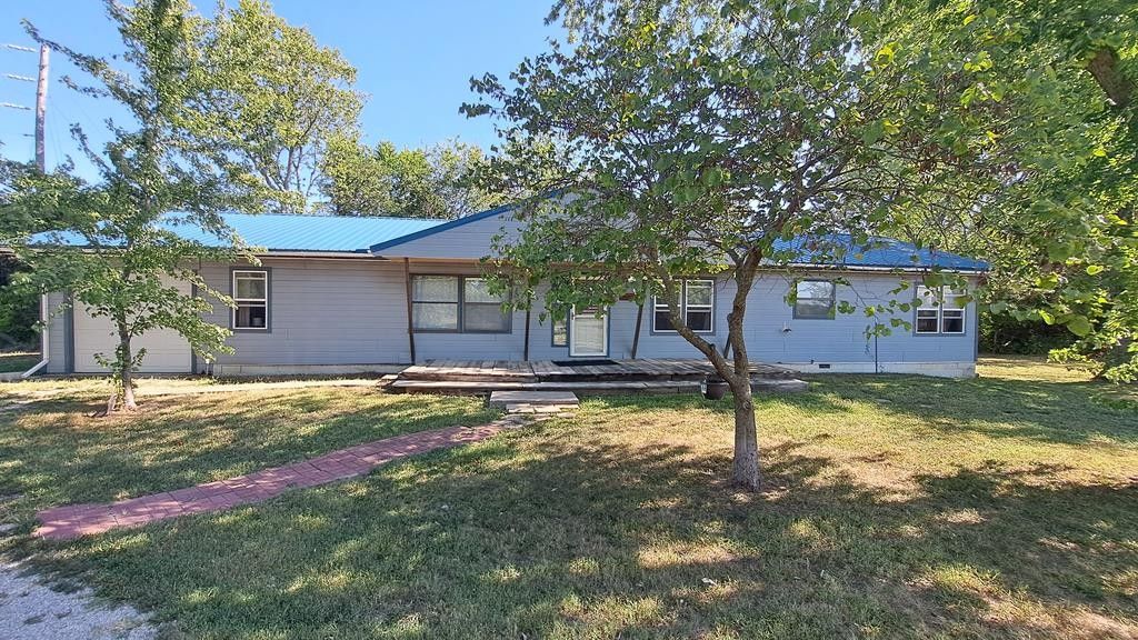 2 acres in Elk County, Kansas