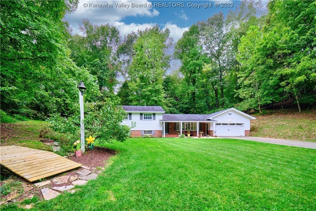 1.09 acres in Kanawha County, West Virginia