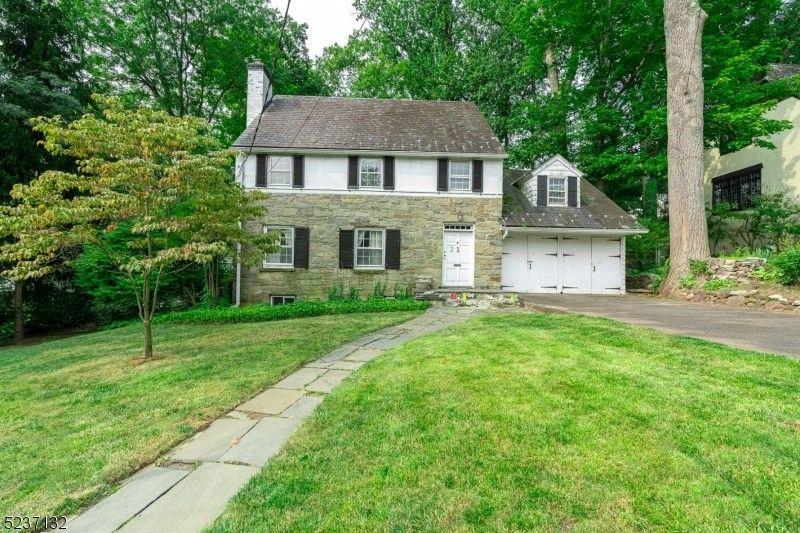 0.19 acres in Essex County, New Jersey