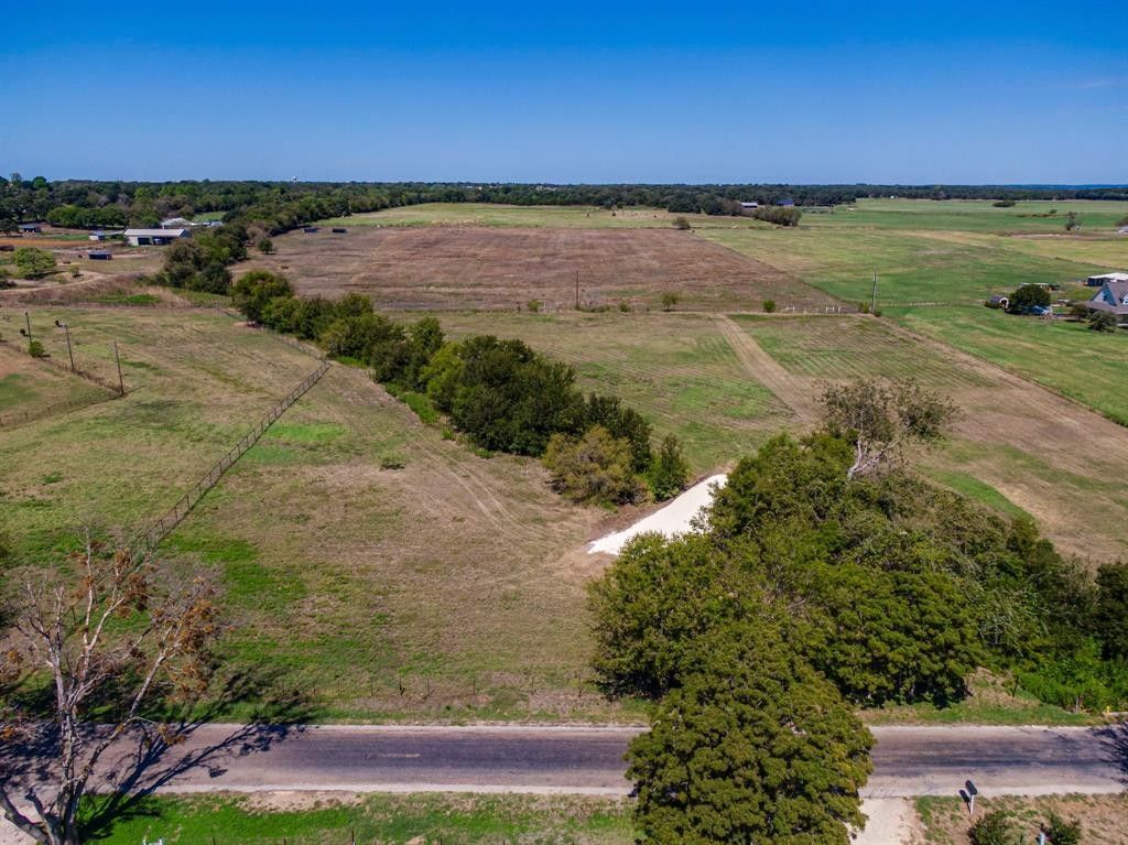 2 acres in Johnson County, Texas