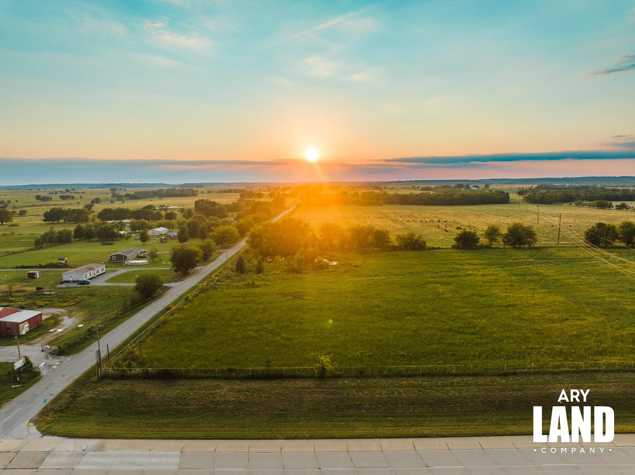 Astonishing! See What A 3/4 Acre Property Really Looks Like - kxd0x5r