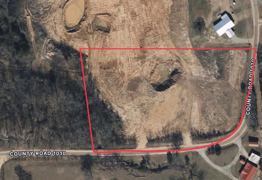 2 acres in Fannin County, Texas