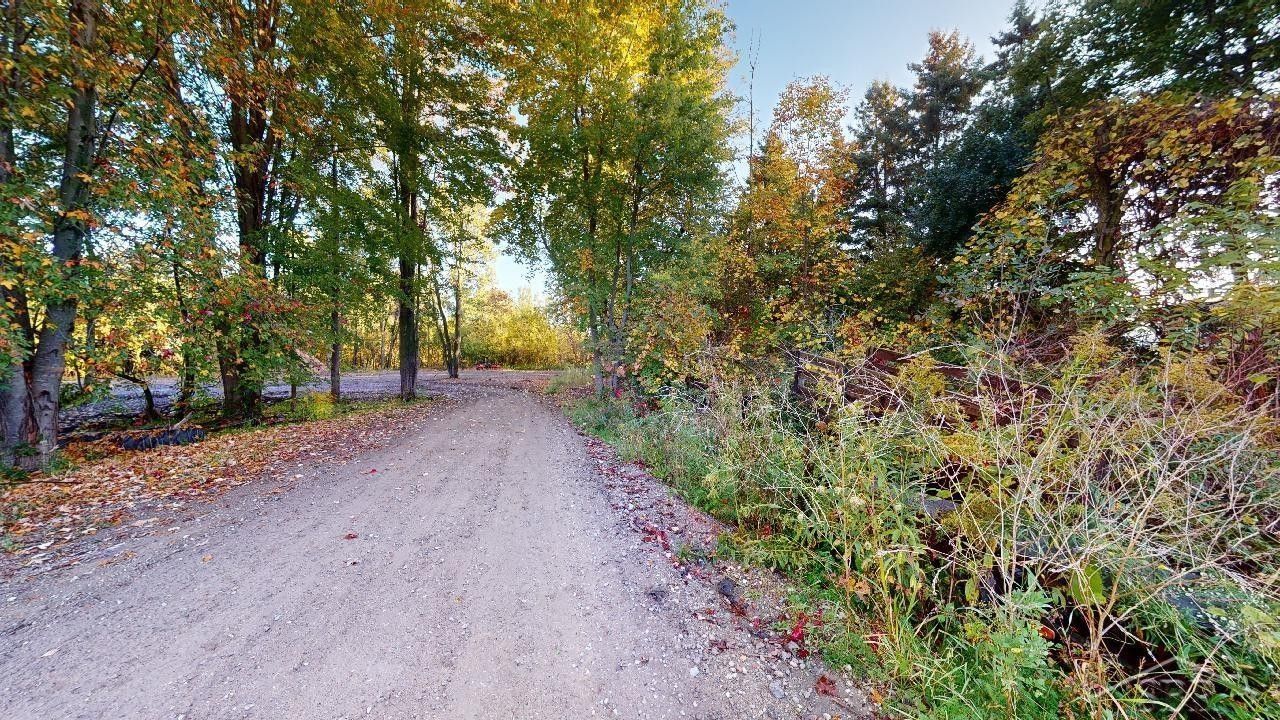 2.4 acres in Saginaw County, Michigan