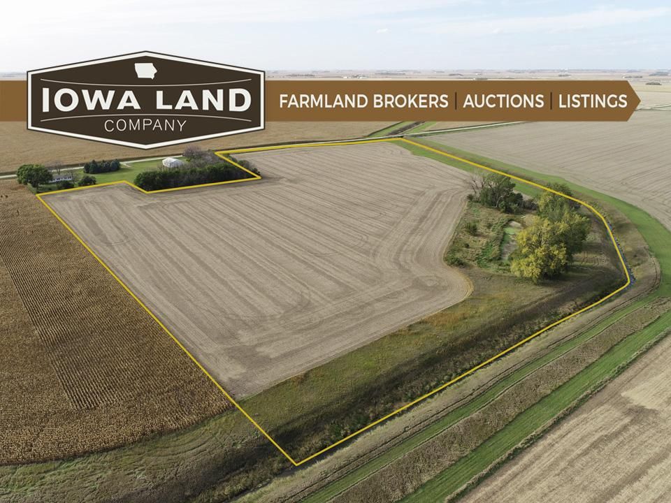30 acres in Calhoun County, Iowa
