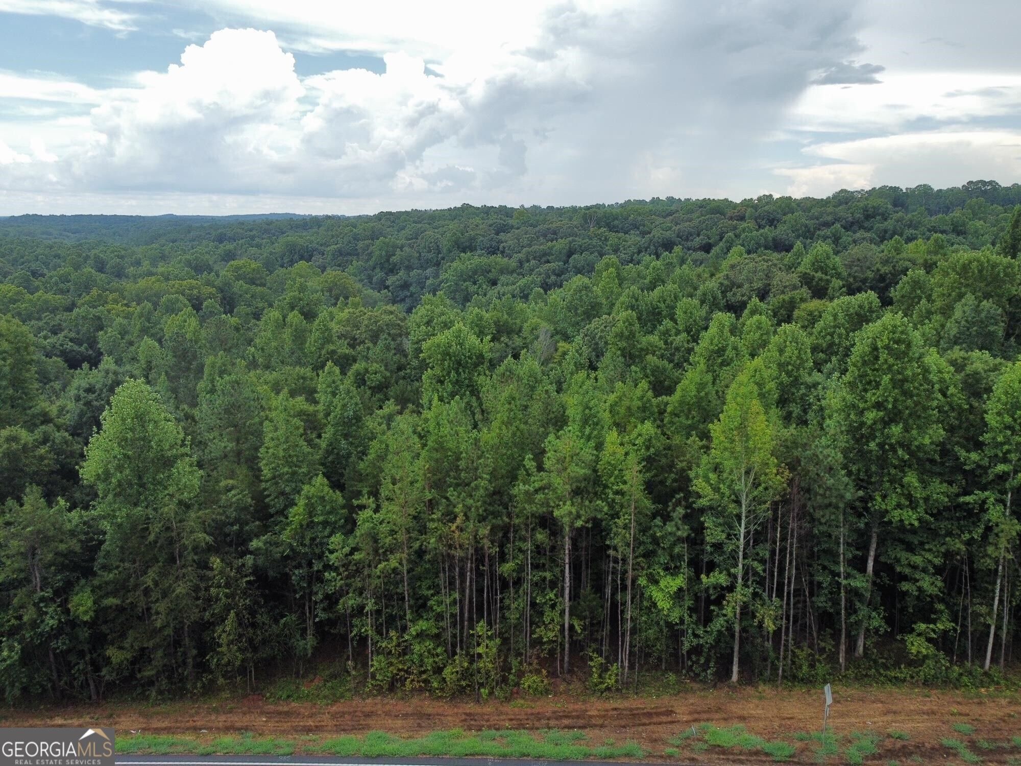 16 acres in Banks County,