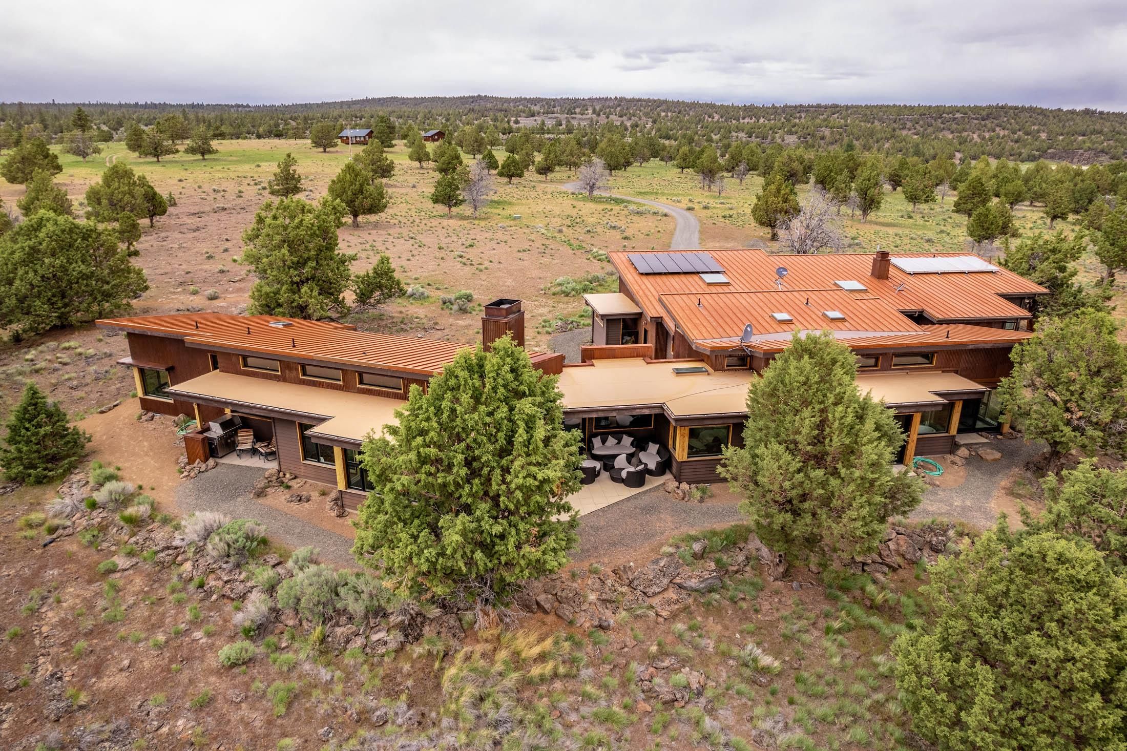 2,916.09 acres in Lake County, Oregon