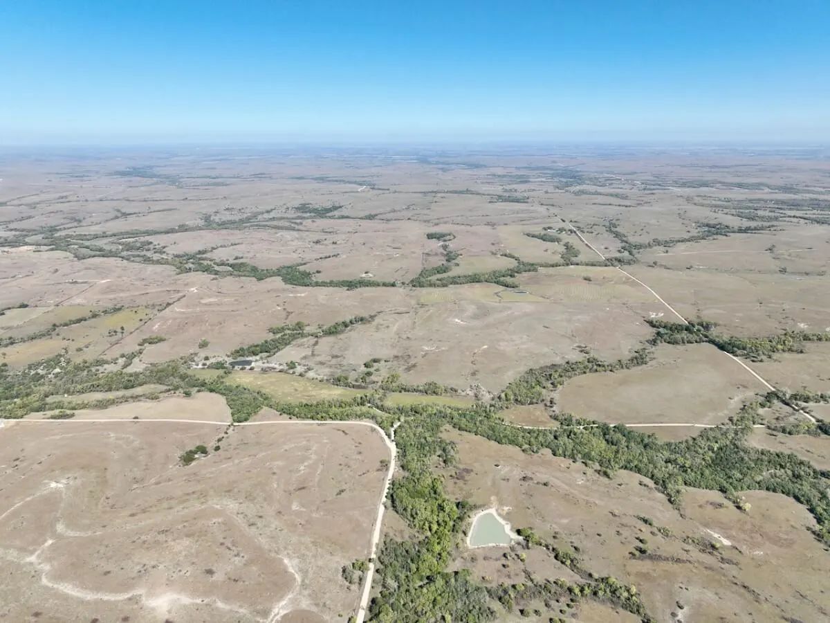 974 acres in Eskridge, KS, 66423 MLS 631258