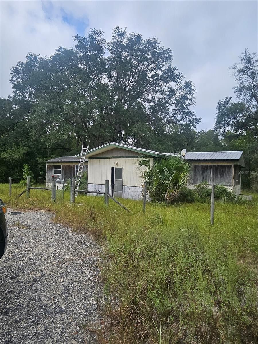 2.12 acres in Gilchrist County, Florida
