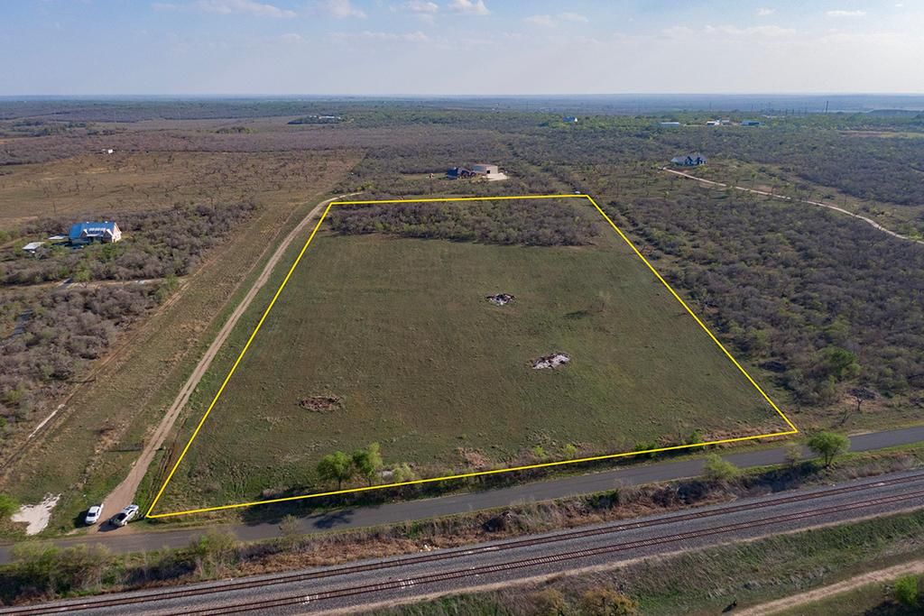 12.92 acres in Medina County, Texas