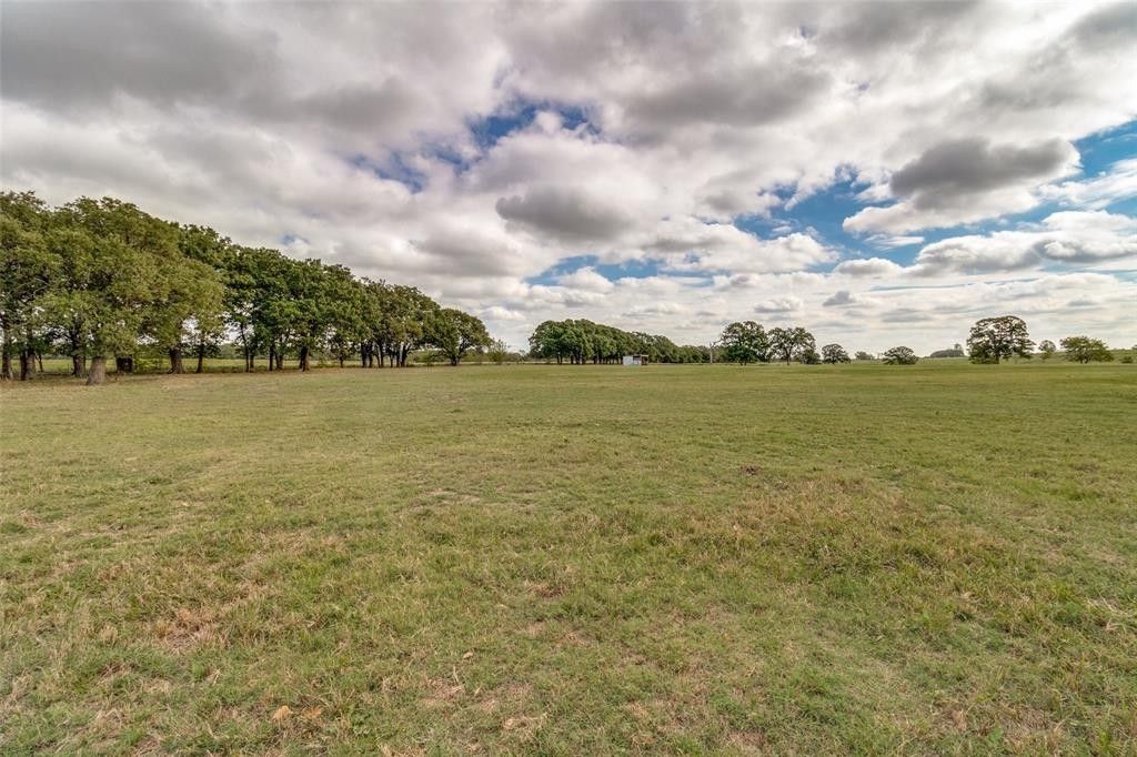 28 acres in Cooke County, Texas
