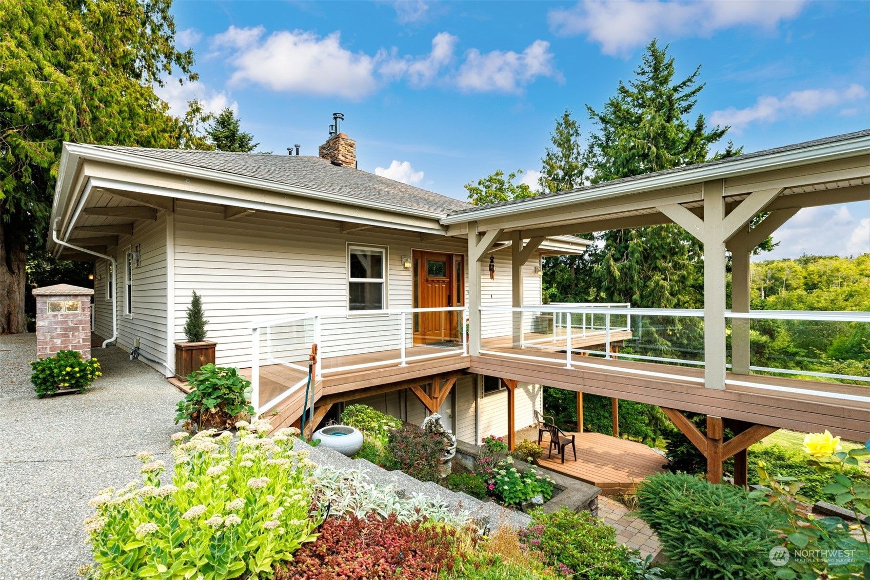 5.11 acres in County, Washington