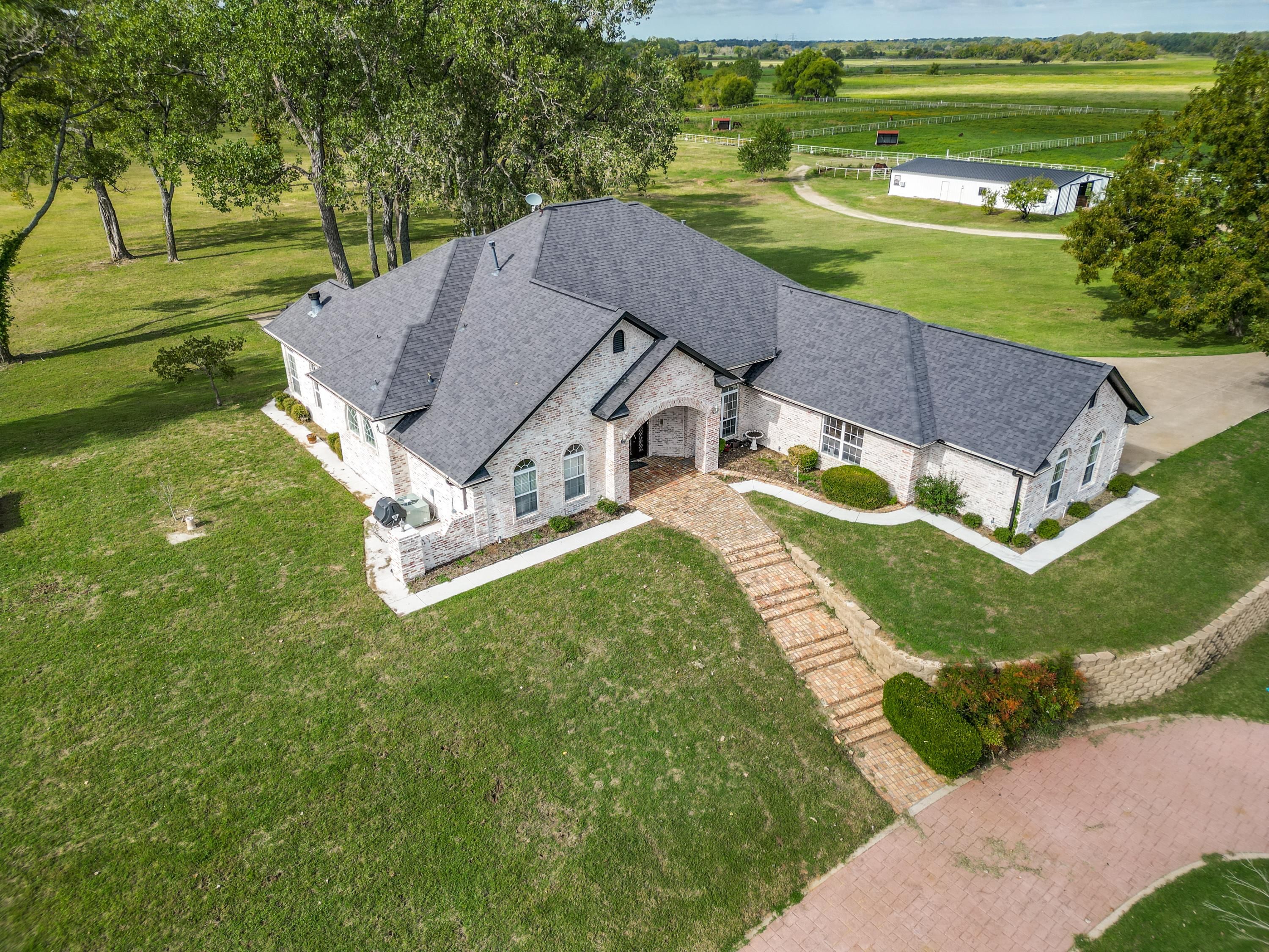 910 Davis Road, Seagoville, TX 75159