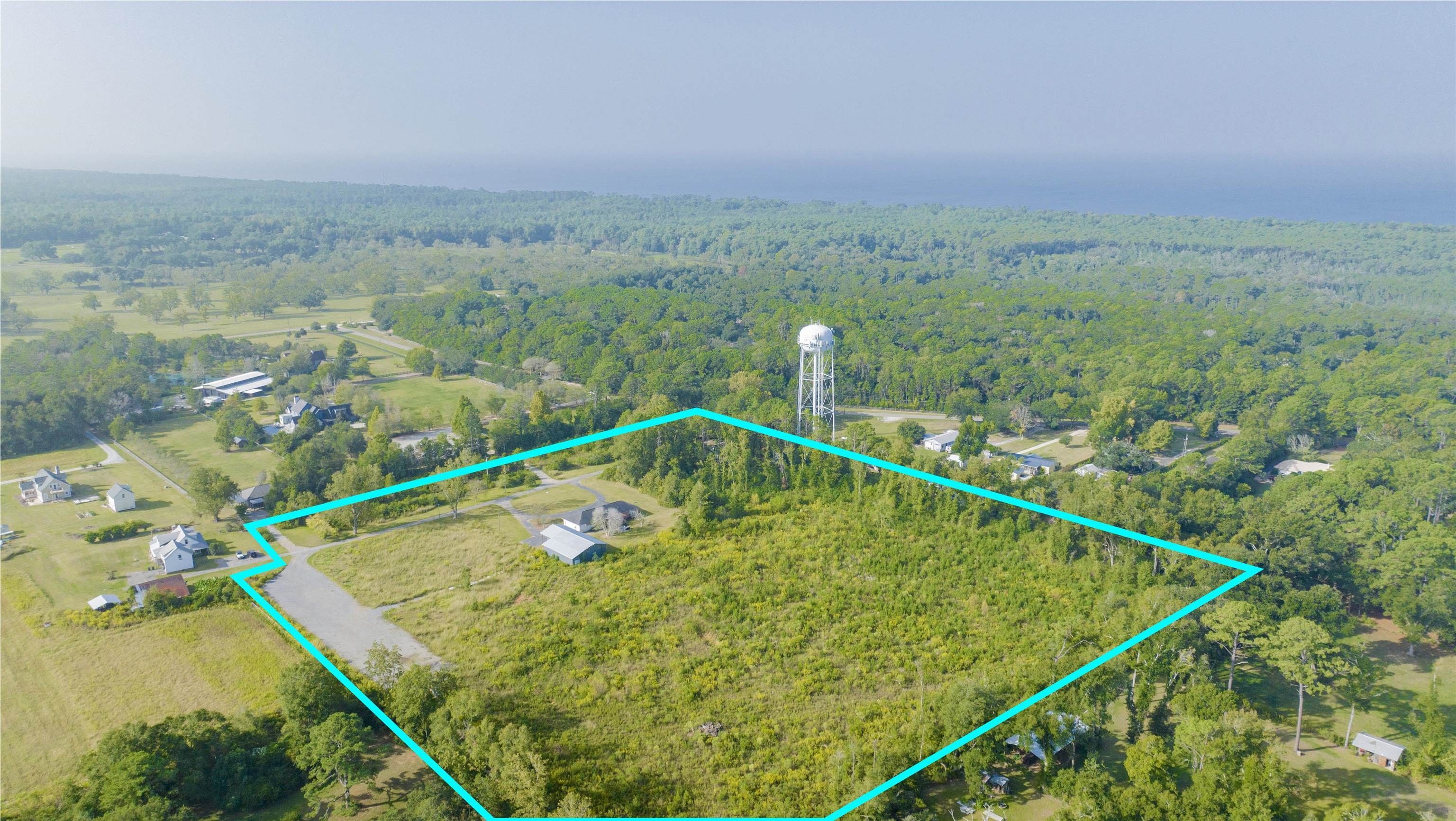 10 acres in Baldwin County, Alabama
