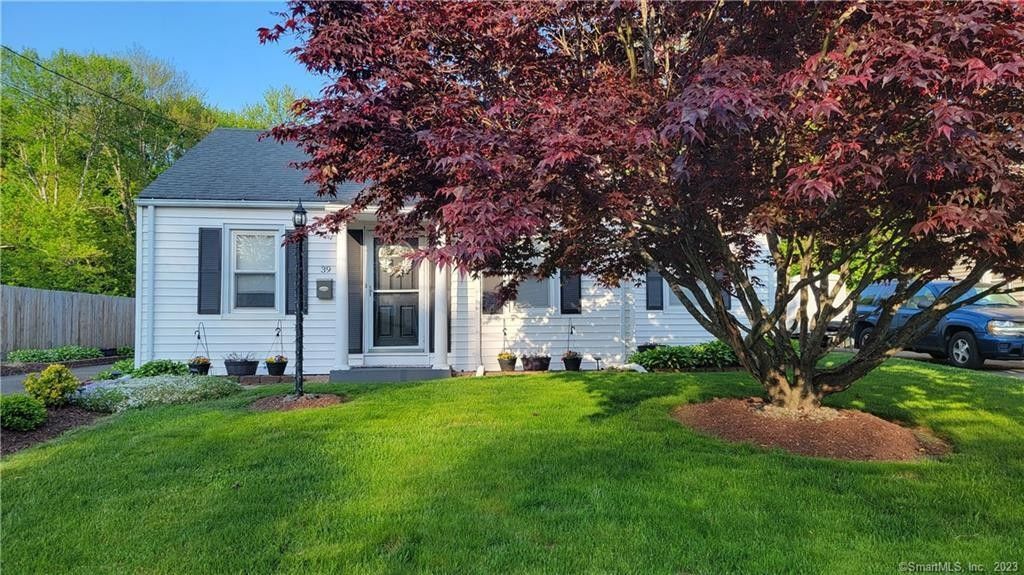 0.43 acres in Hartford County, Connecticut