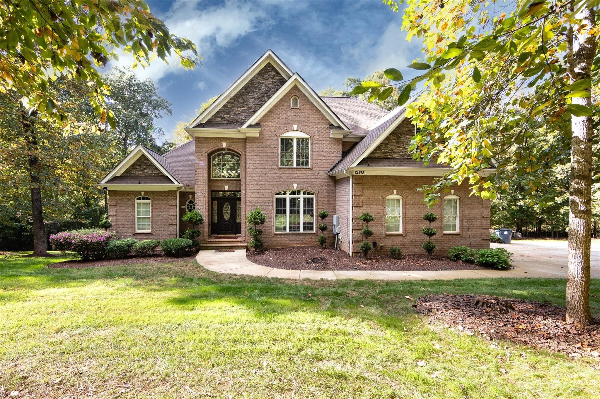 1.5 acres in Mecklenburg County, North Carolina