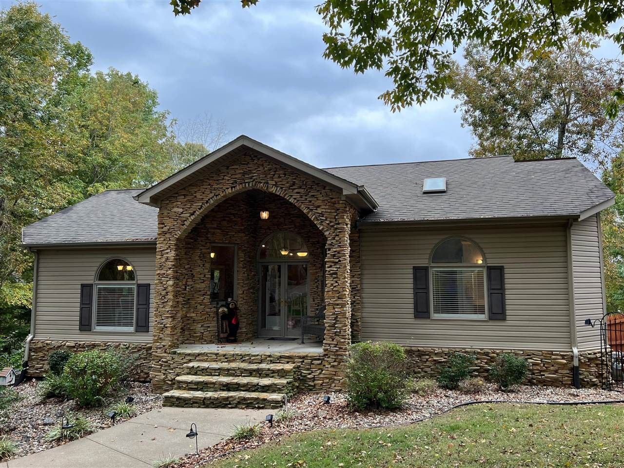 1.2 acres in Lyon County, Kentucky