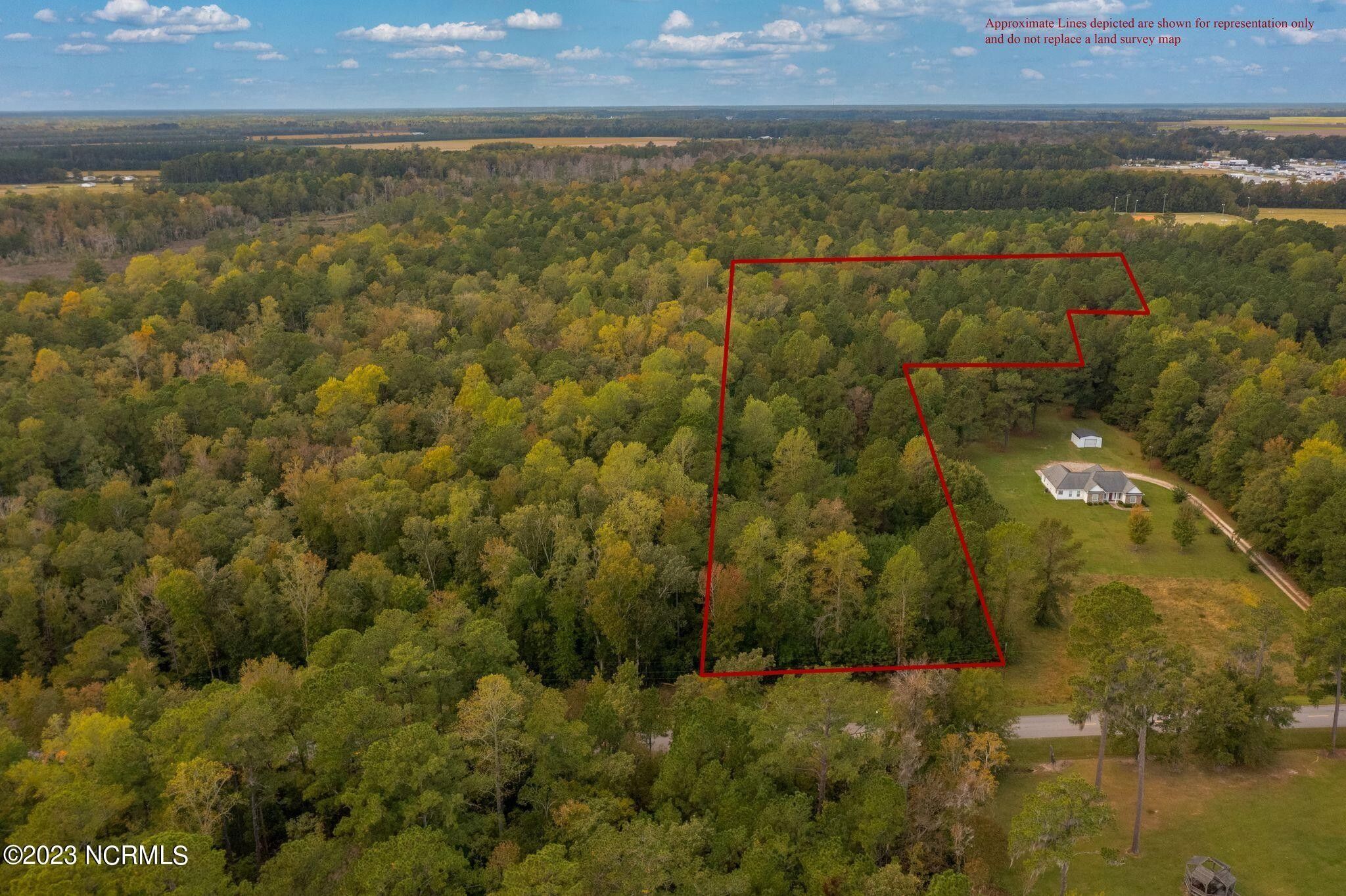 10.05 acres in Pamlico County, North Carolina