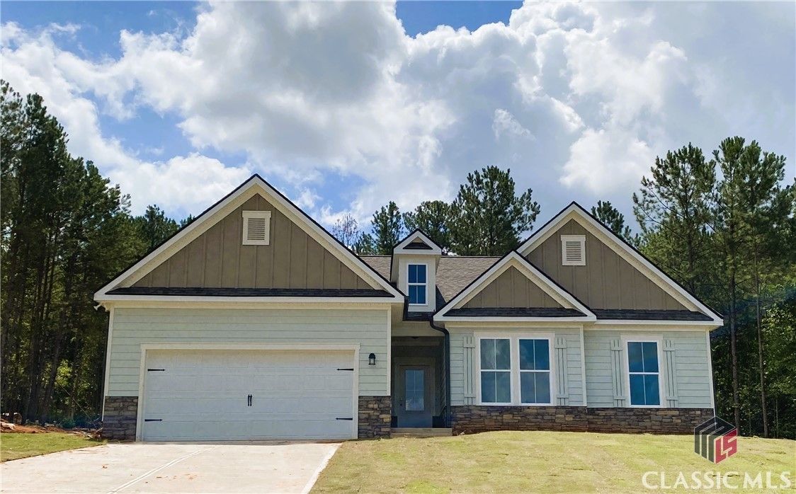 1.5 acres in Walton County,