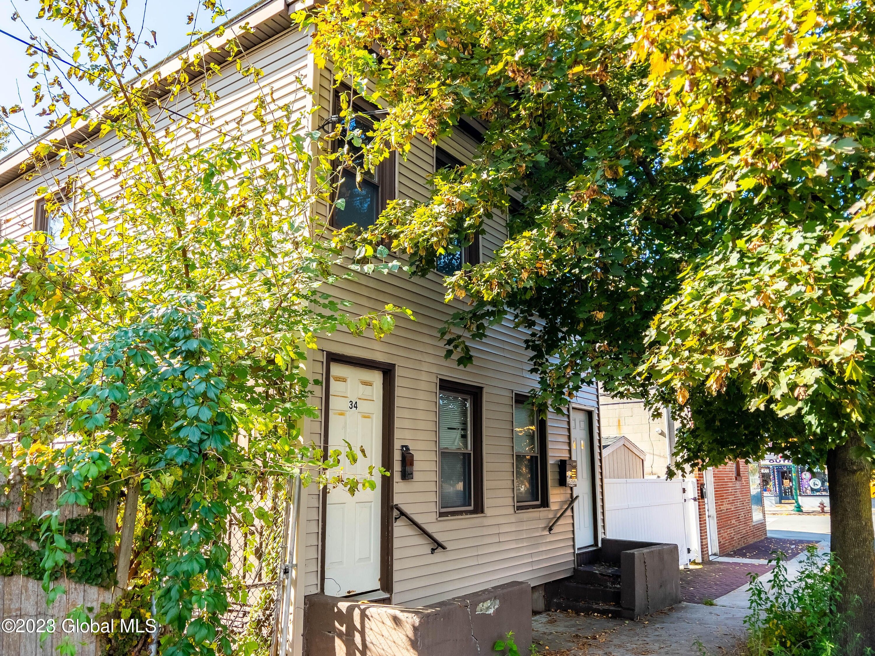 0.04 acres in Rensselaer County, New York