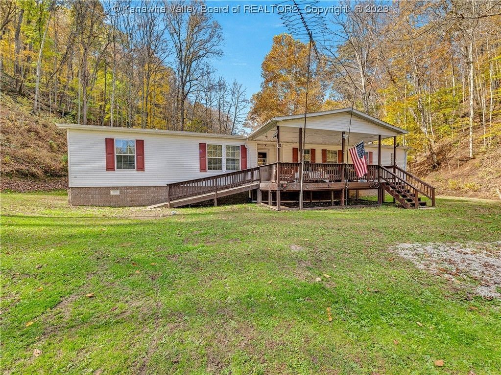 15.4 acres in Putnam County, West Virginia