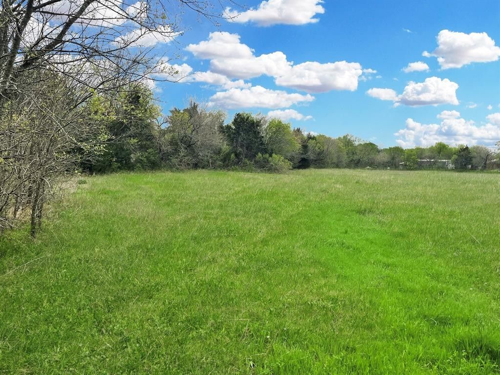2 acres in Grayson County, Texas