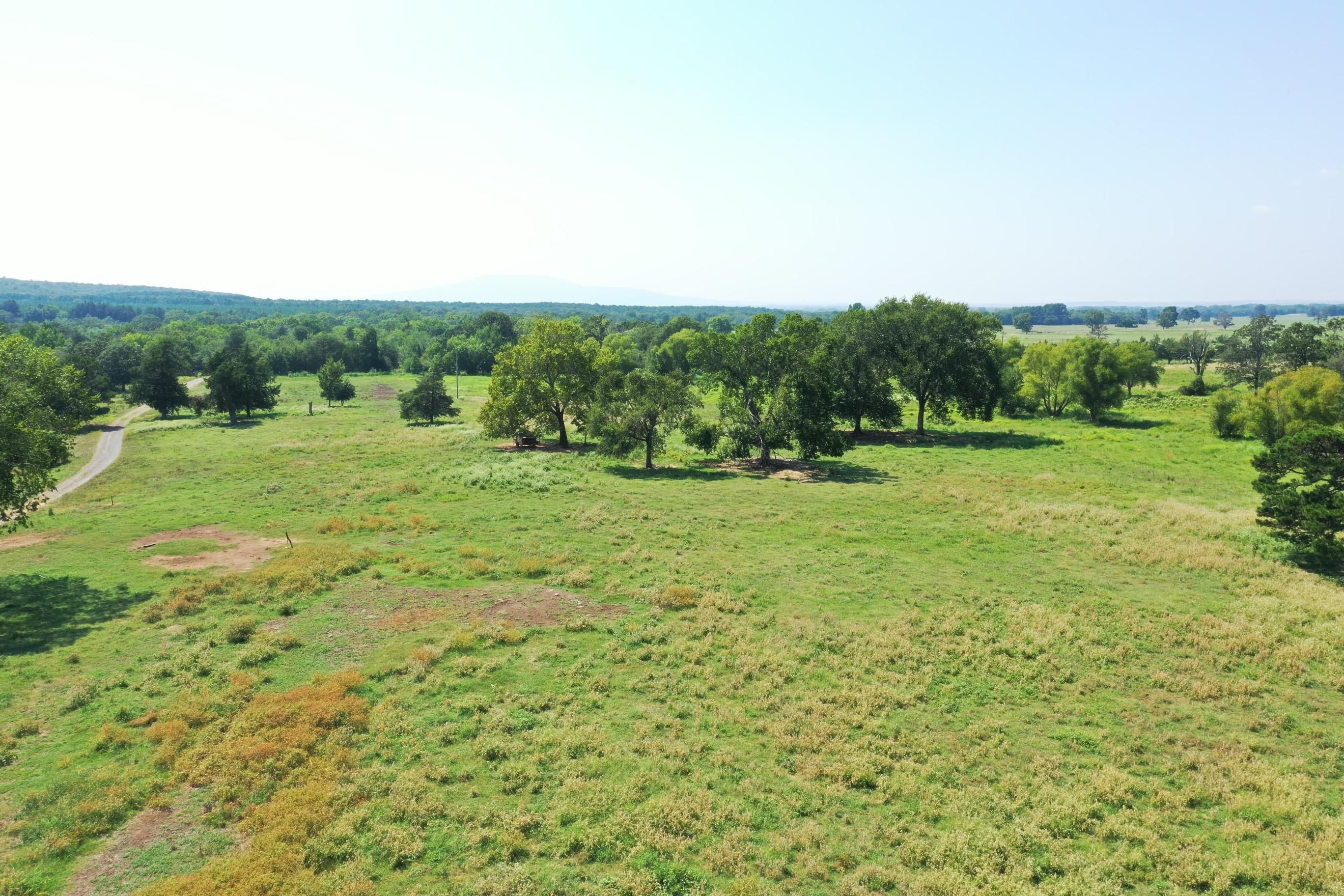 80 acres in Le Flore County, Oklahoma