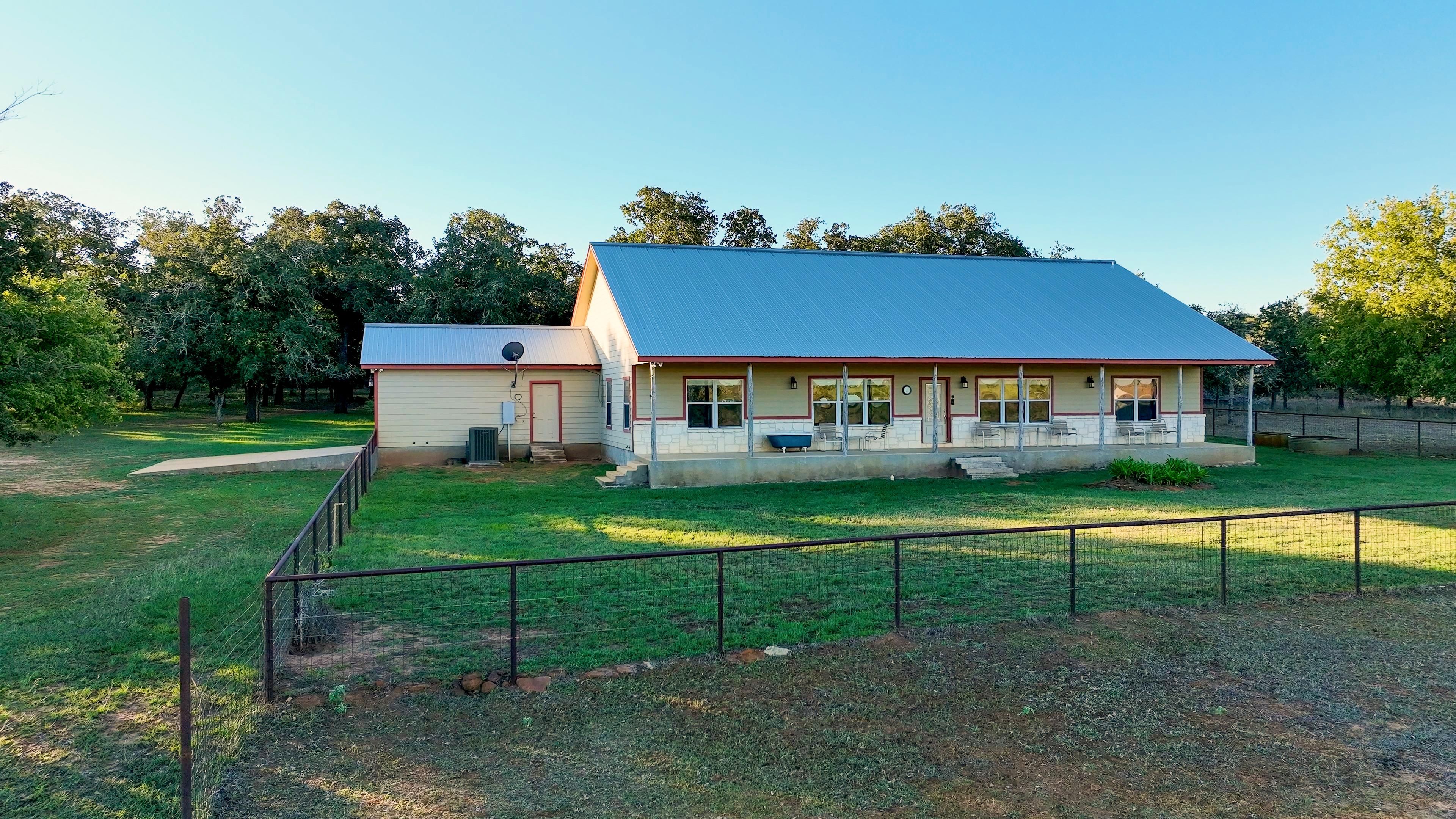 26 acres in Stockdale, TX, 78160