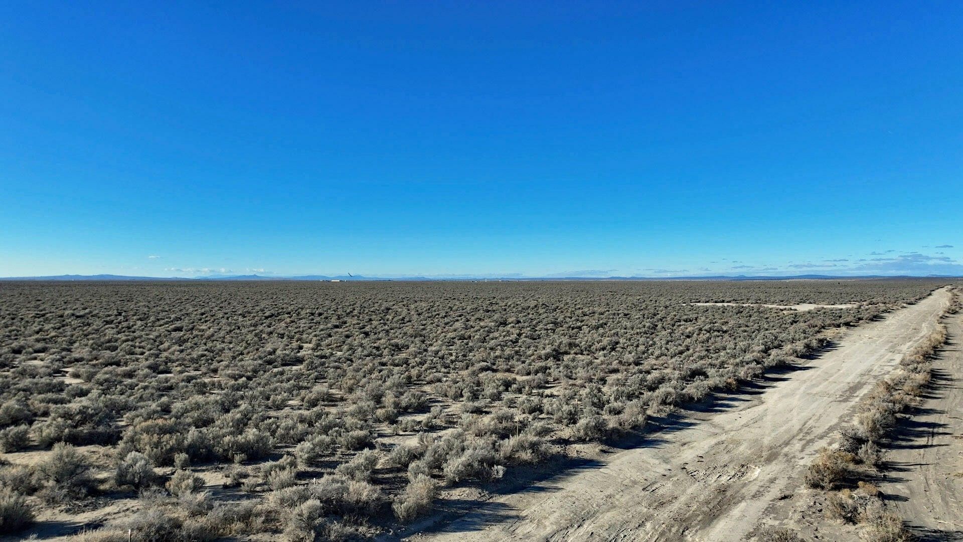 320 acres in Lake County, Oregon