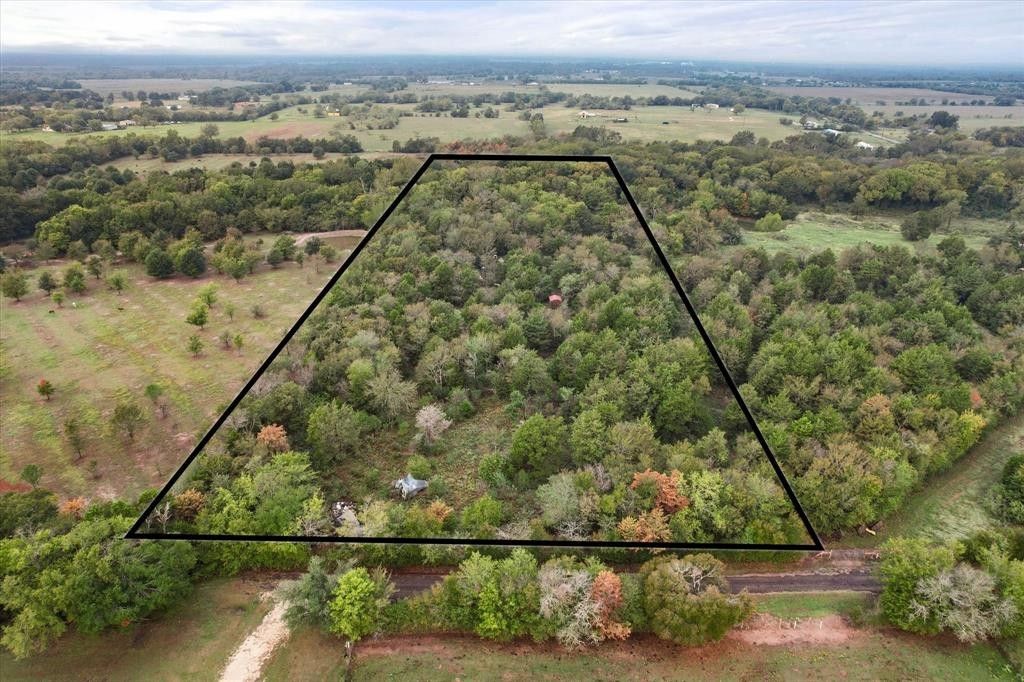9.71 acres in Freestone County, Texas