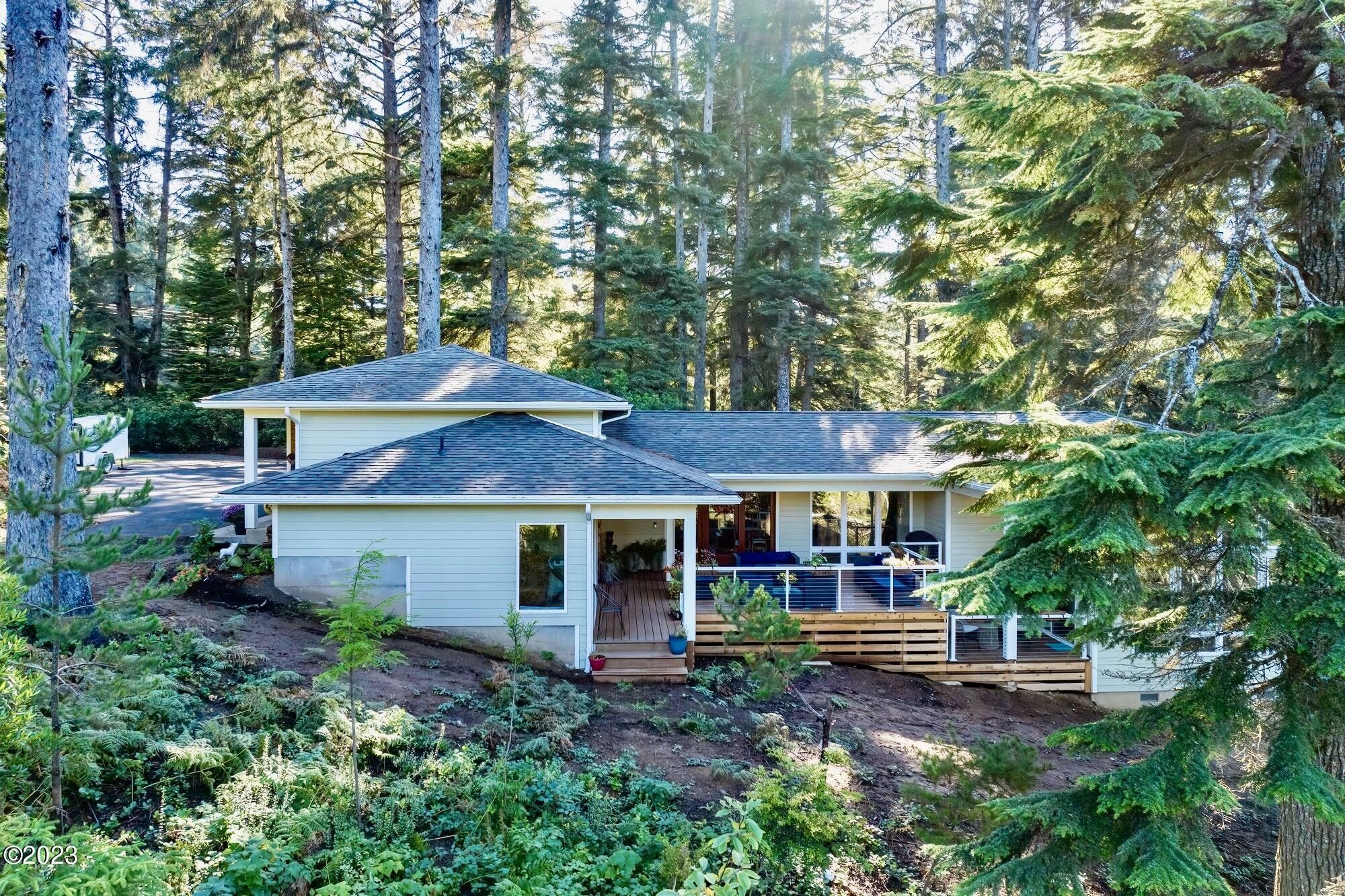 2 acres in Lincoln County, Oregon