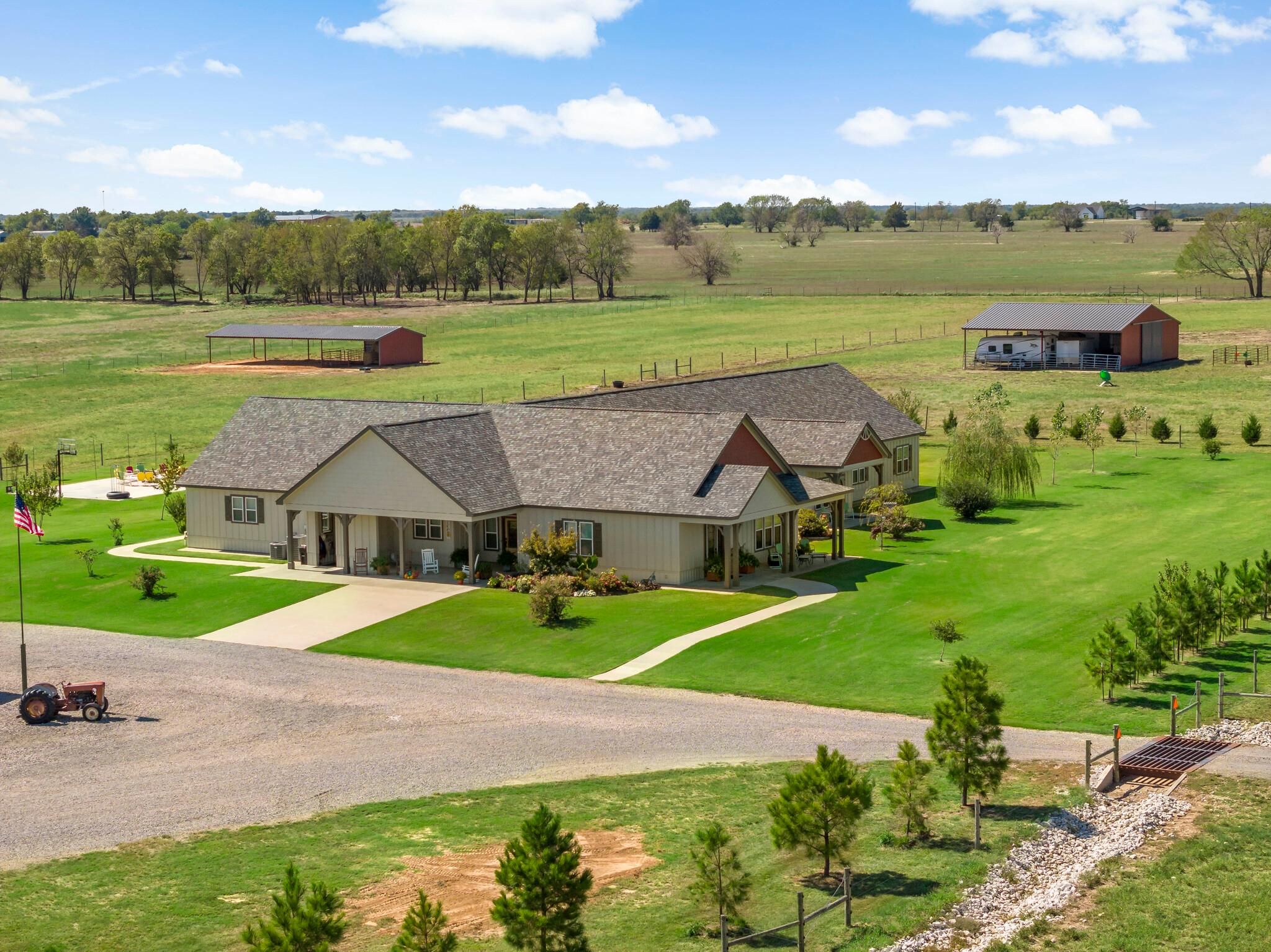 240 acres in Lamar County, Texas