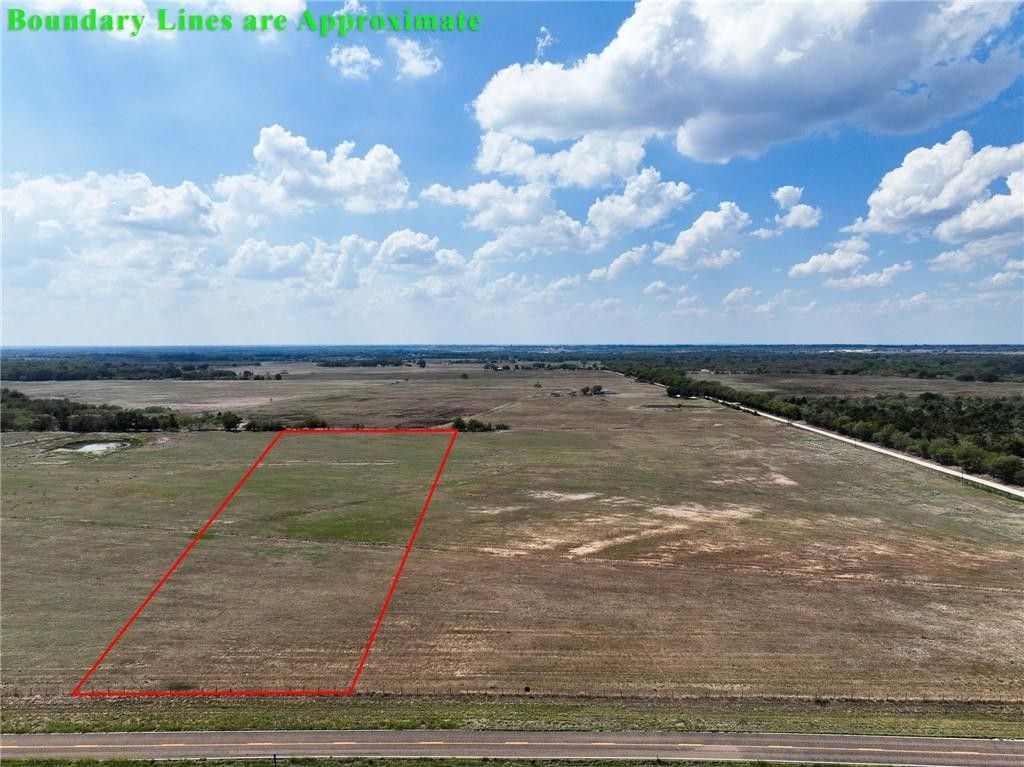 10 acres in Falls County, Texas