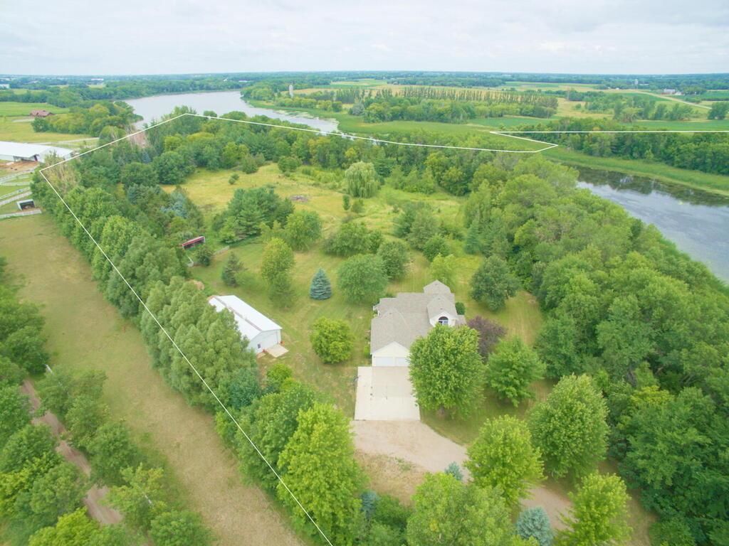 20 acres in Carver County, Minnesota