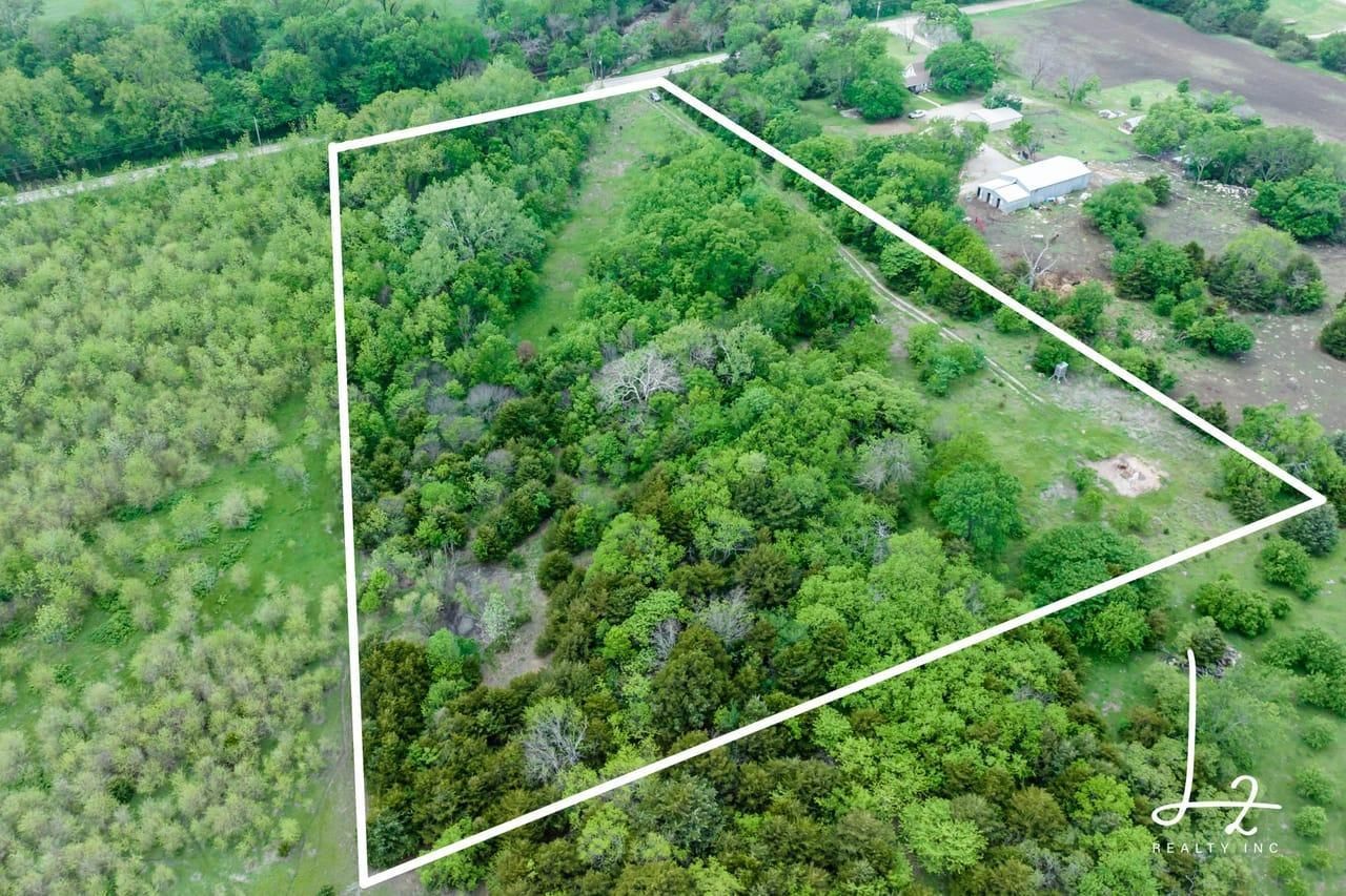 5.83 acres in Labette County, Kansas