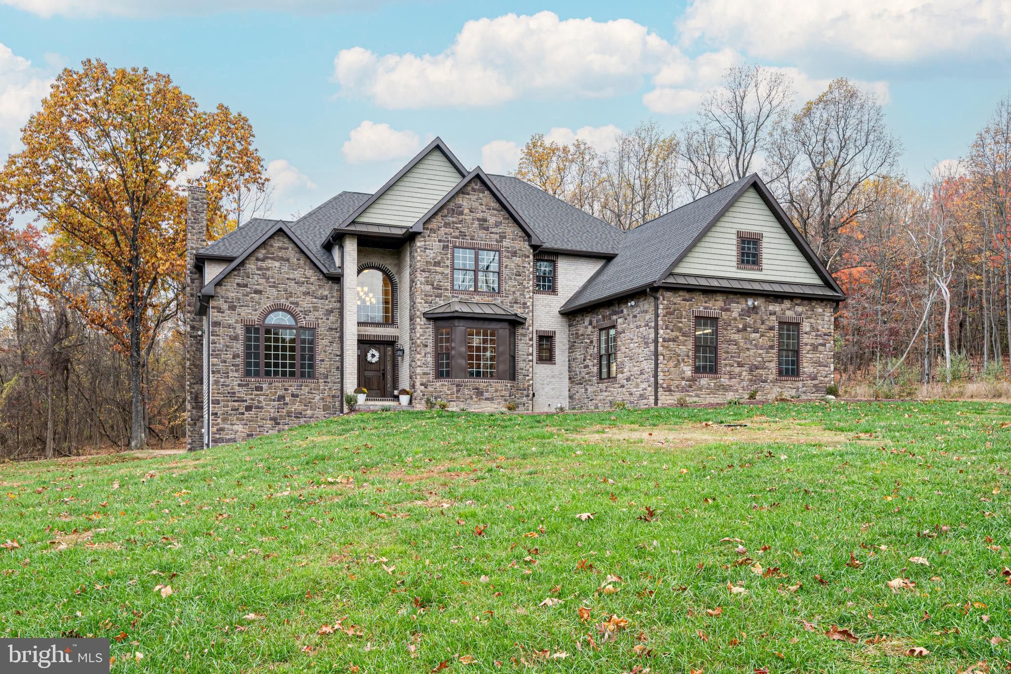 10 acres in Jefferson County, West Virginia