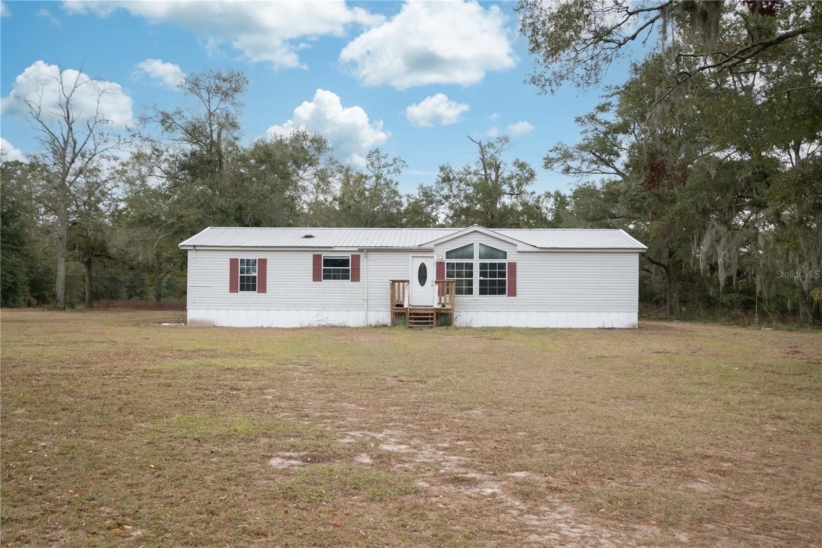 Manufactured Home Post 1977 BRANFORD, FL
