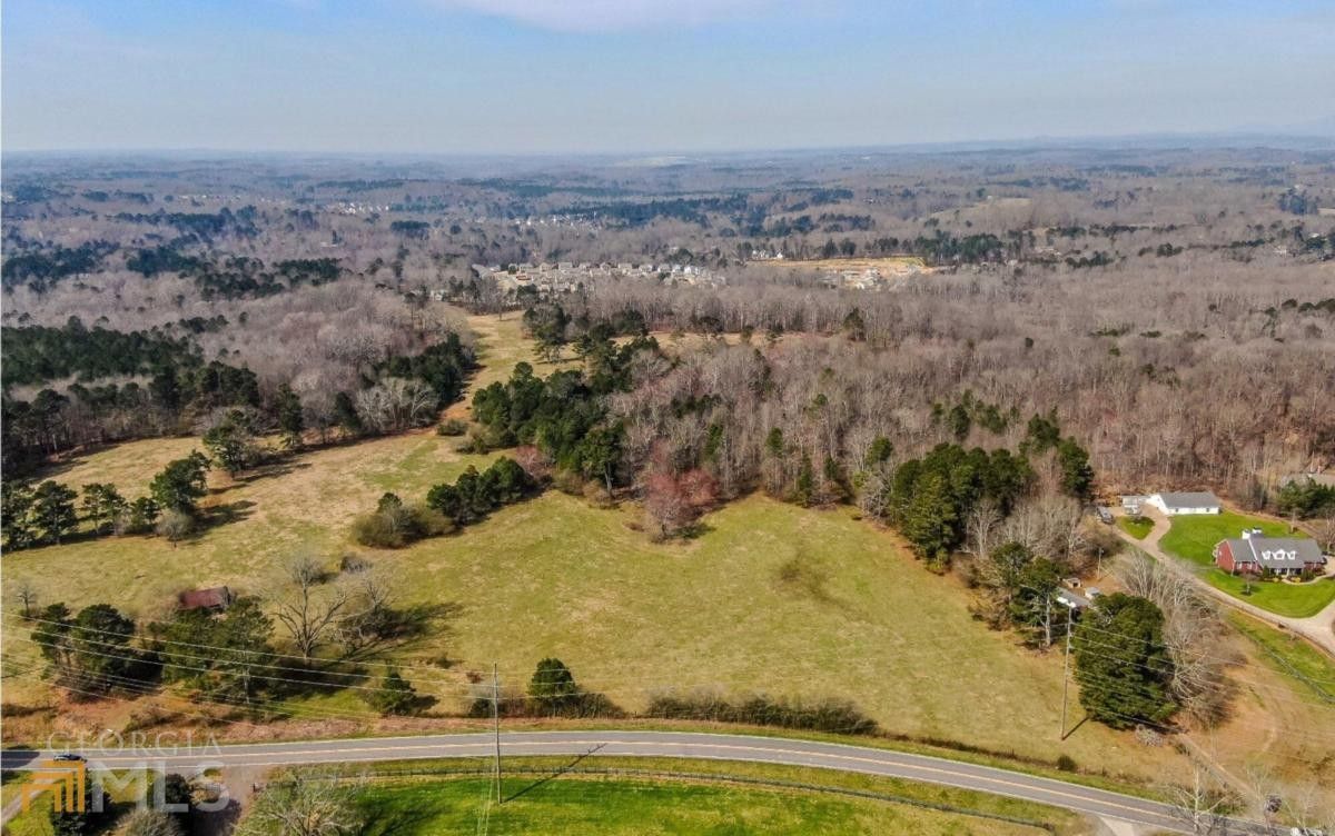 27.55 acres in Forsyth County,