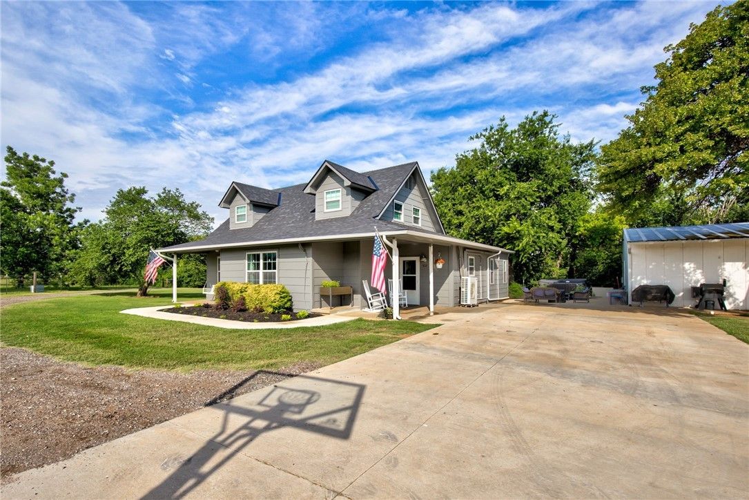 10 acres in McClain County, Oklahoma