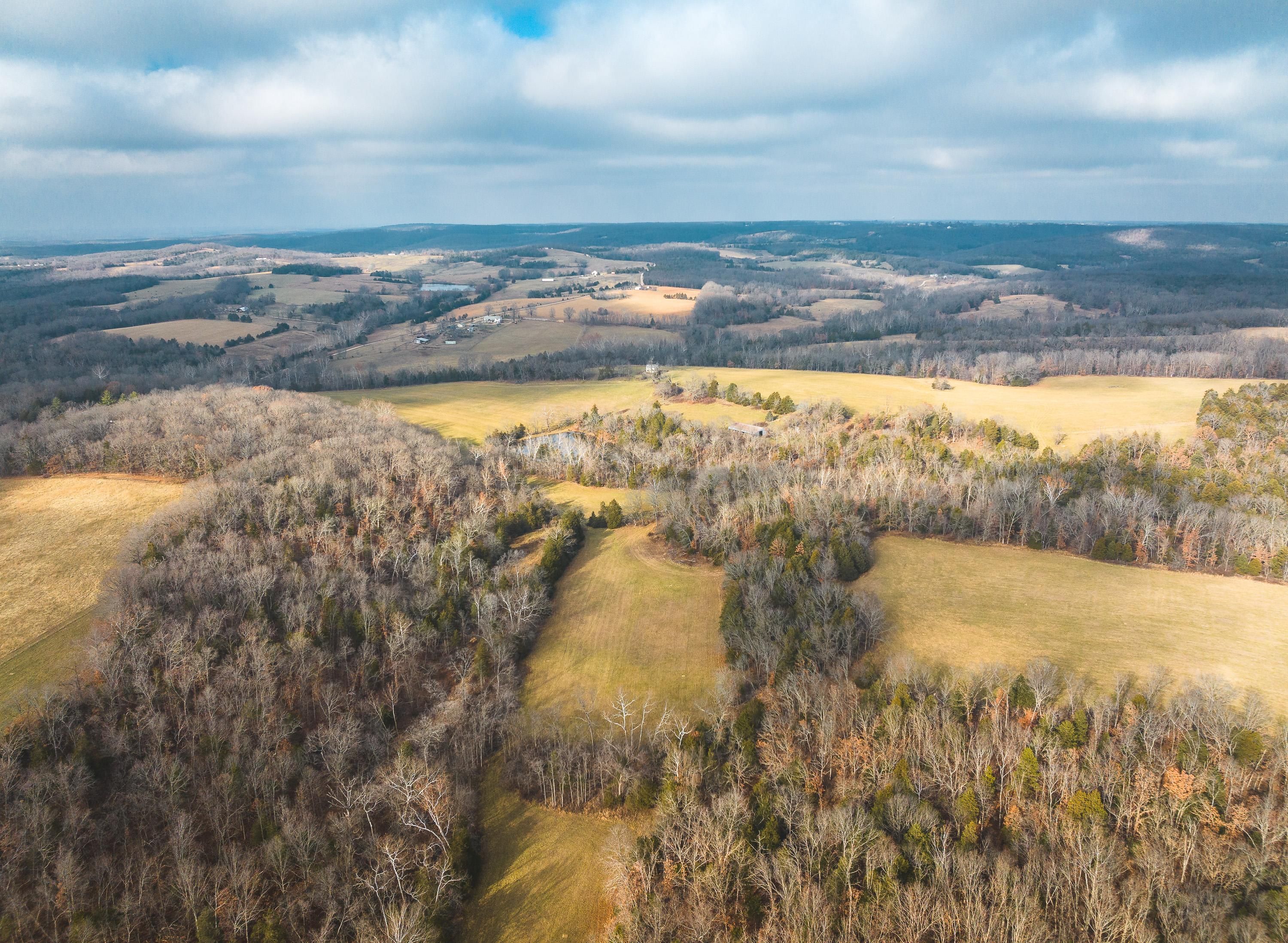 571 acres in Maries County, Missouri