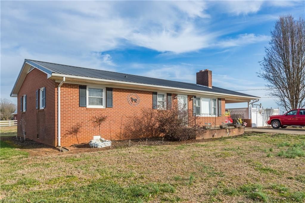 2.77 acres in Yadkin County, North Carolina