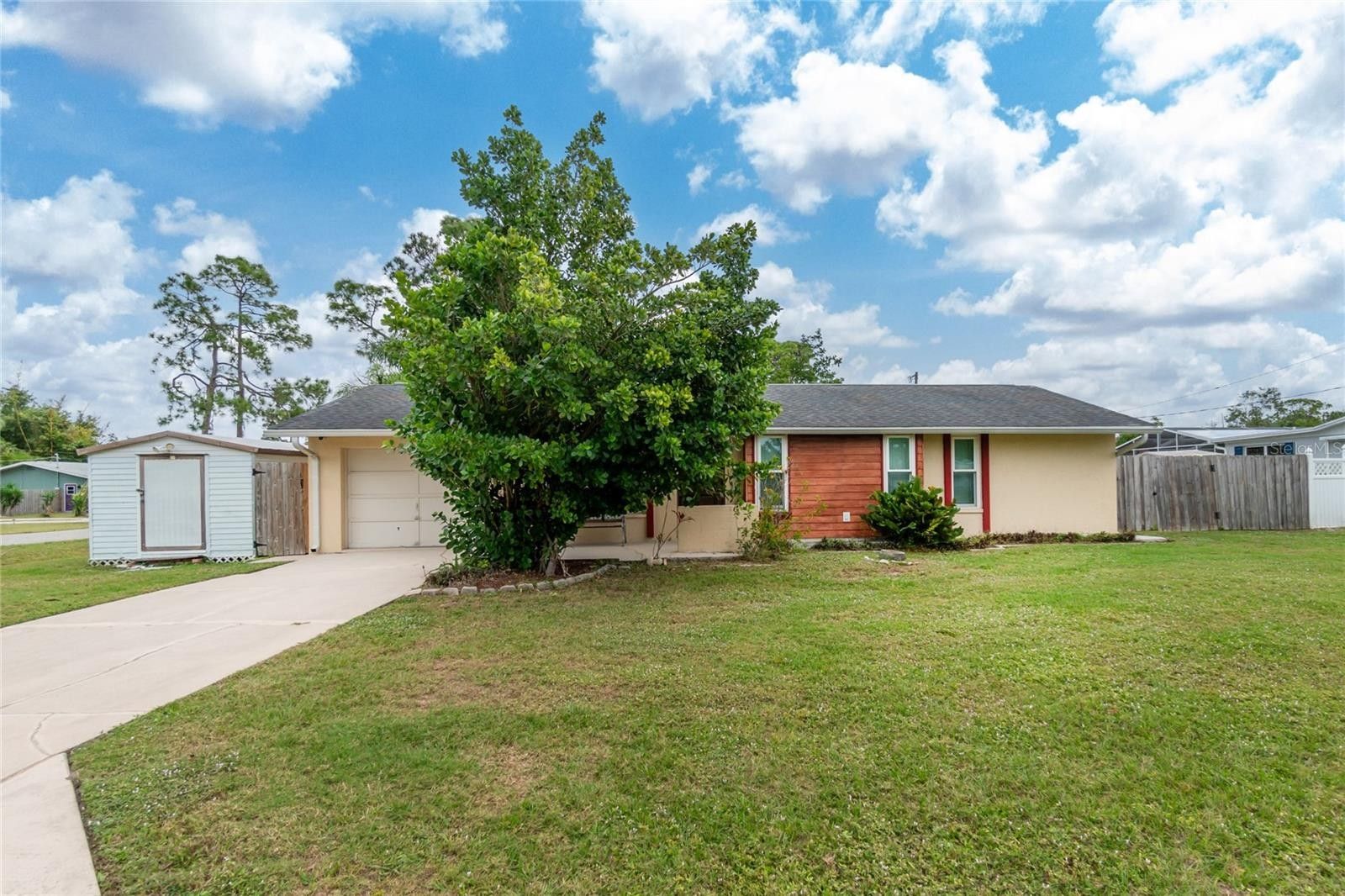 0.25 acres in Sarasota County, Florida