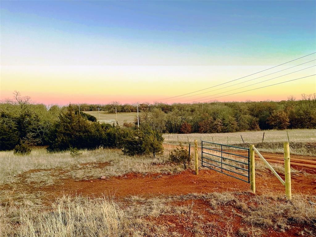 15 acres in Logan County, Oklahoma