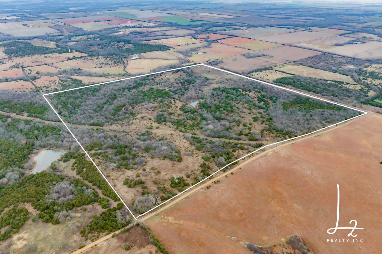 158 acres in Woodson County, Kansas