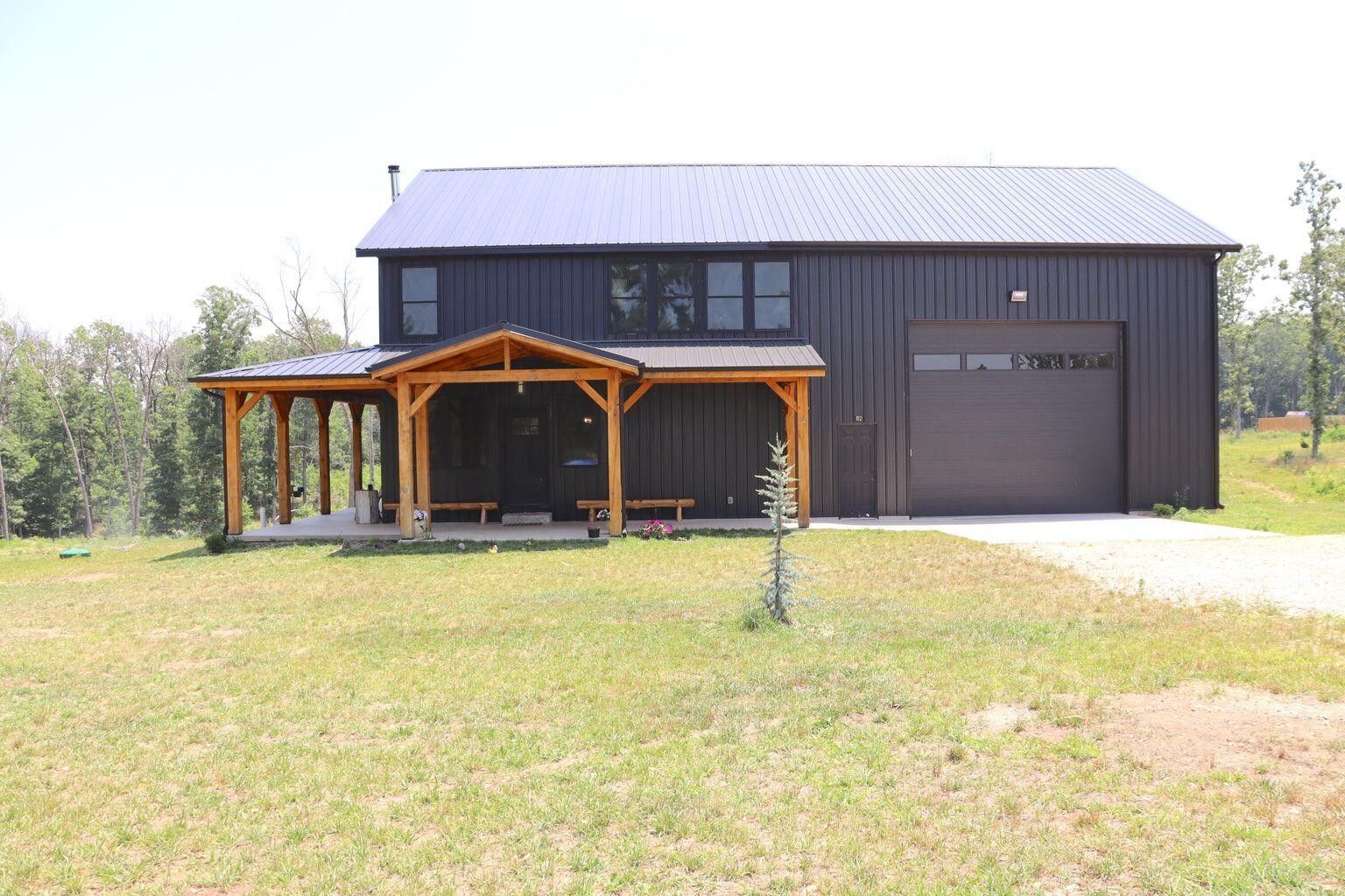 4 acres in ster County, Missouri