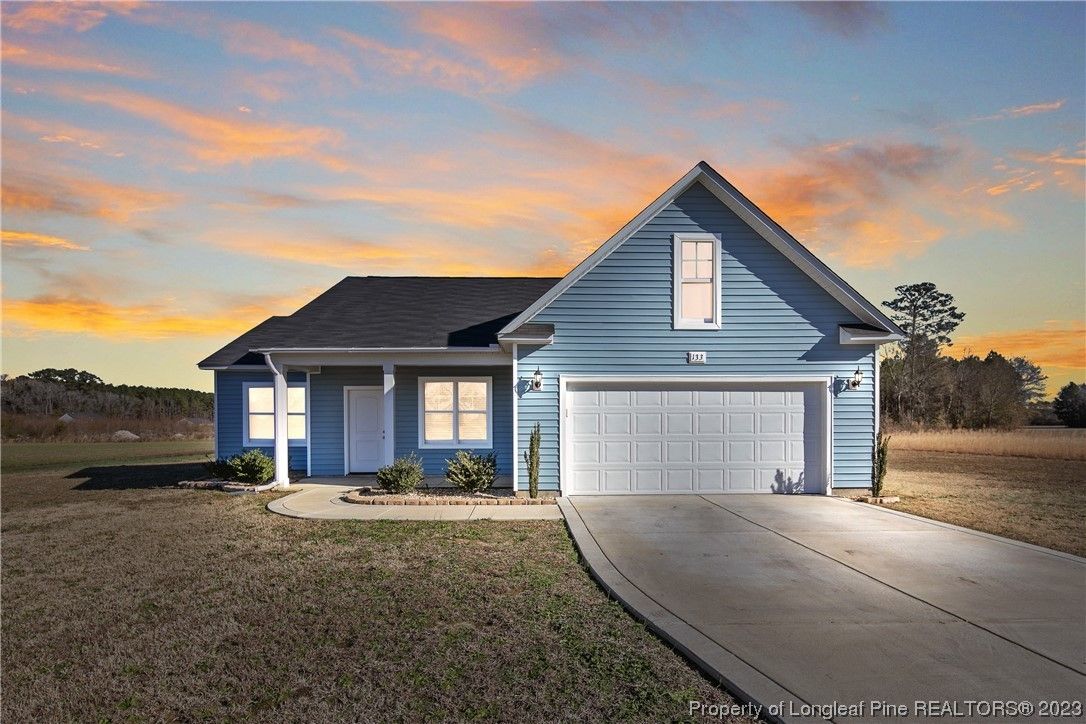 One Story, Single Family Residence Parkton, NC