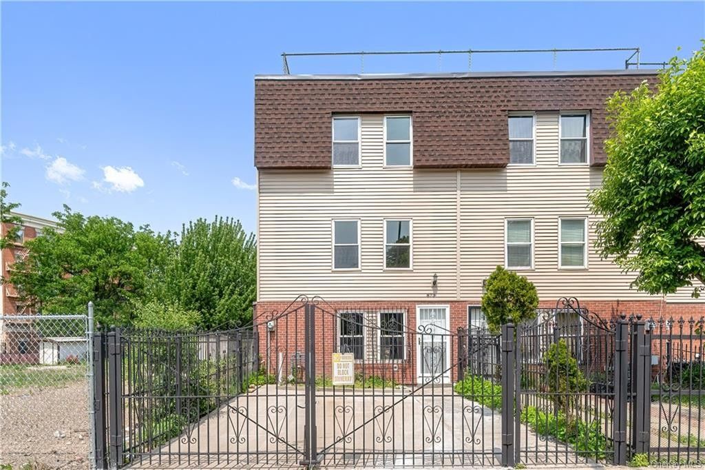 0.05 acres in Bronx County, New York