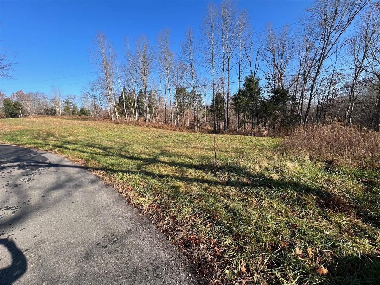 6 acres in Larue County, Kentucky