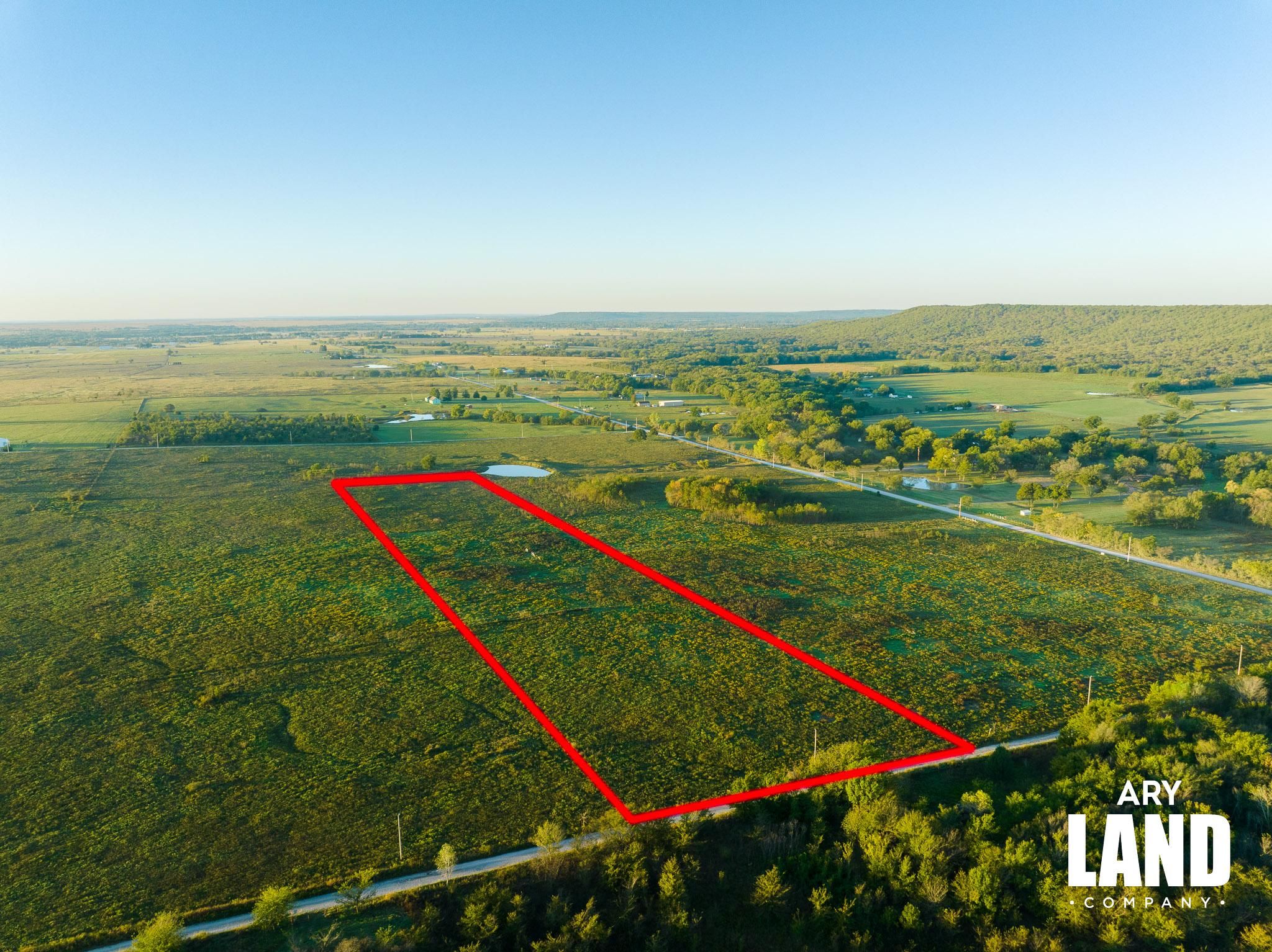 10 acres in Okmulgee County, Oklahoma